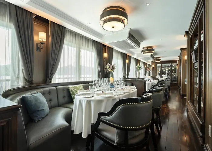  Ambassador Signature Cruise - Lan Ha Bay 5*