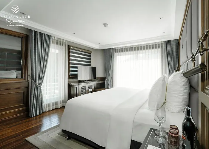 Ambassador Signature Cruise - Lan Ha Bay  5*