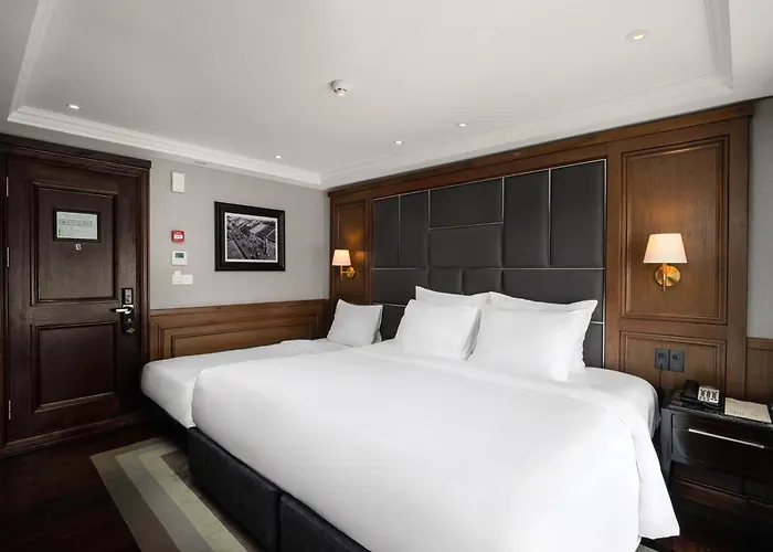 Ambassador Signature Cruise - Lan Ha Bay 5*