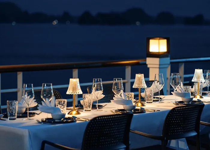 Ambassador Signature Cruise - Lan Ha Bay 5*