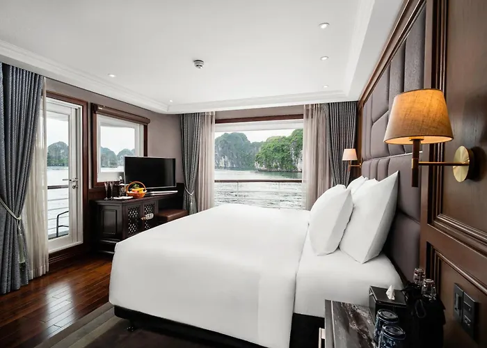 Ambassador Signature Cruise - Lan Ha Bay 5*